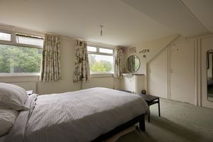 Bedroom One (1)- click for photo gallery